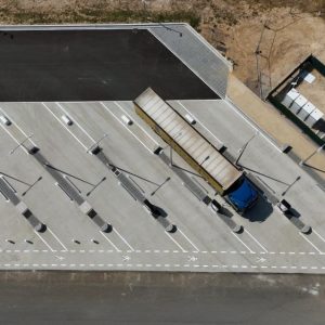 Vinci, l’ADEME et Épopée Gestion investissent dans la recharge des poids lourds électriques