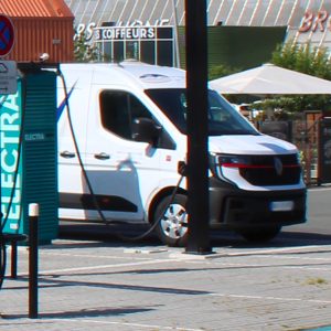 Utilitaires et poids lourds électriques progressent en septembre 2026